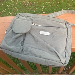 Baggallini grey convertible bag